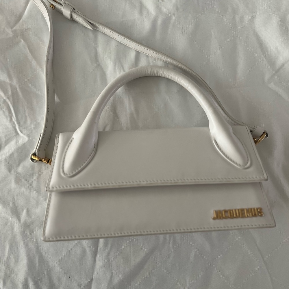 Jacquemus White La Montagne 'Le Chiquito Long' Clutch